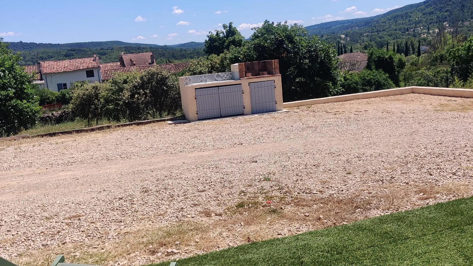 Cote Verdon 2 Quinson 0*,